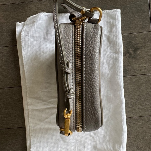 Chloé Marcie The Mini's Flat Pouch - Cashmere Grey - Picture 8 of 10